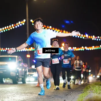 Runner Photo 4421866