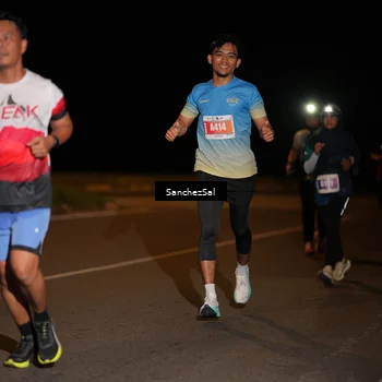 Runner Photo 4421913