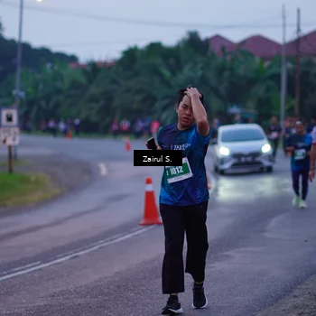 Runner Photo 4422035