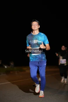 Runner Photo 4422147