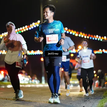 Runner Photo 4422166