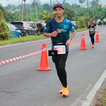 Runner Photo 4422233