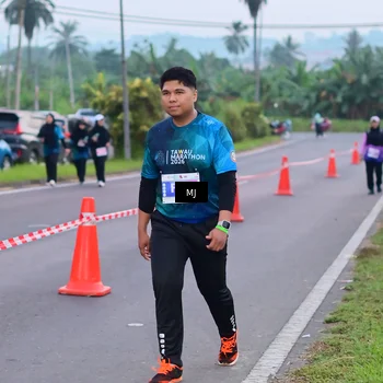 Runner Photo 4422403