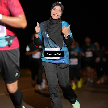 Runner Photo 4422435
