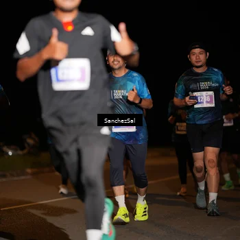 Runner Photo 4422498