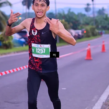 Runner Photo 4422537