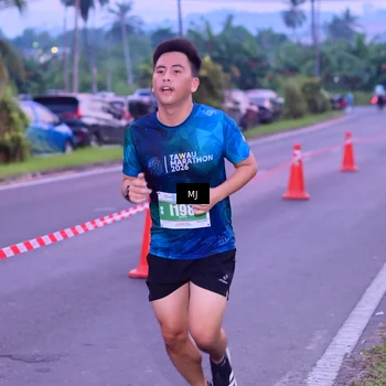 Runner Photo 4422544
