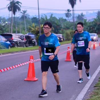 Runner Photo 4422621
