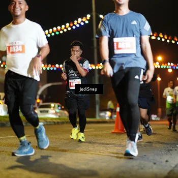 Runner Photo 4422624