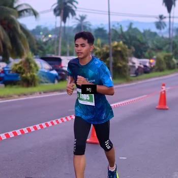Runner Photo 4422668