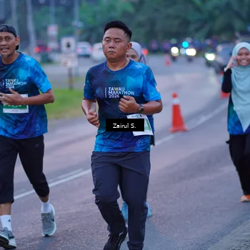Runner Photo 4422669