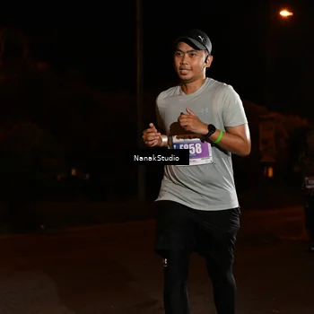 Runner Photo 4422683
