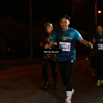 Runner Photo 4422715