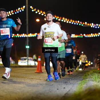 Runner Photo 4422719