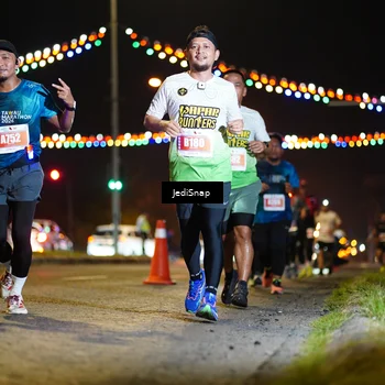 Runner Photo 4422727