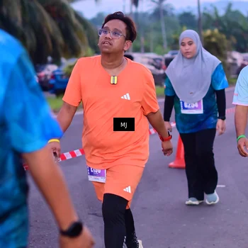 Runner Photo 4422747