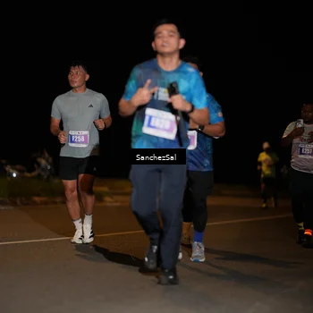 Runner Photo 4422774