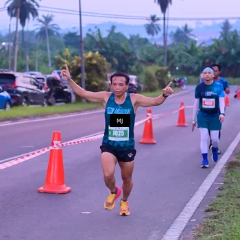 Runner Photo 4422865