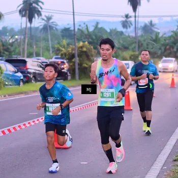 Runner Photo 4422980