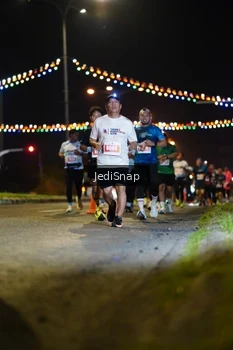 Runner Photo 4422999