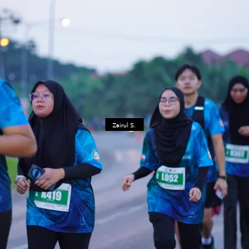 Runner Photo 4423059