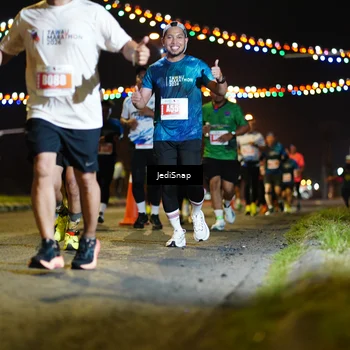 Runner Photo 4423063