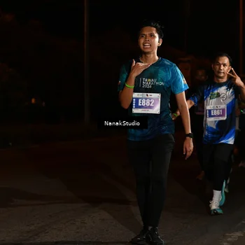 Runner Photo 4423161