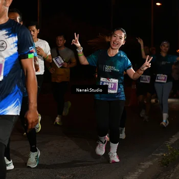 Runner Photo 4423165