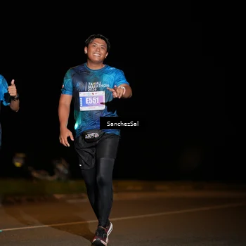 Runner Photo 4423194