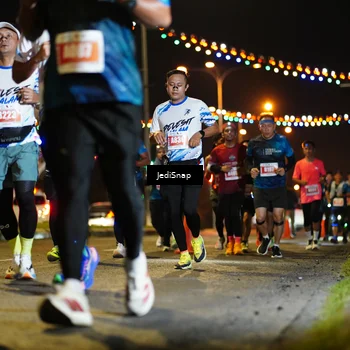 Runner Photo 4423241