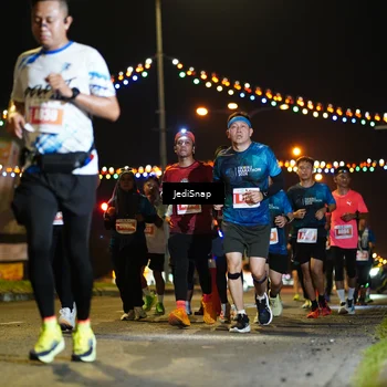 Runner Photo 4423299