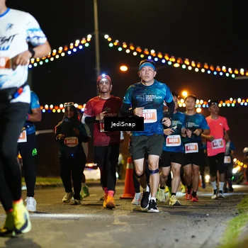 Runner Photo 4423325
