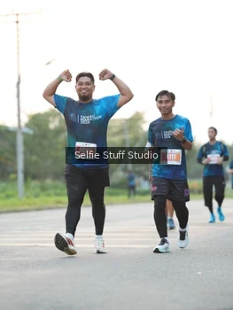 Runner Photo 4423369