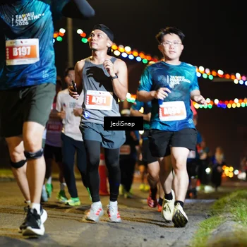 Runner Photo 4423377