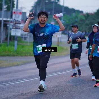 Runner Photo 4423380