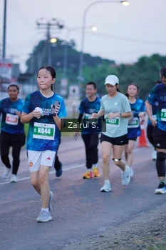 Runner Photo 4423381