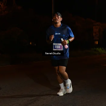 Runner Photo 4423400