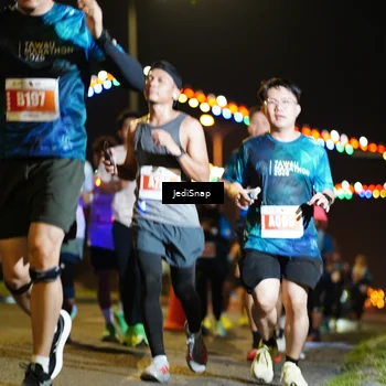 Runner Photo 4423403
