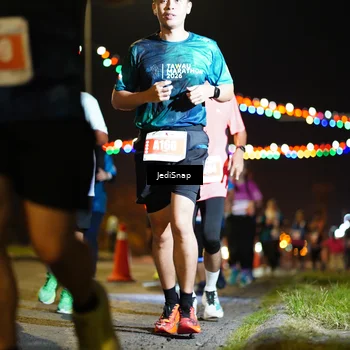 Runner Photo 4423409