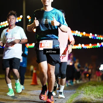 Runner Photo 4423414