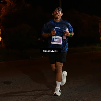 Runner Photo 4423416