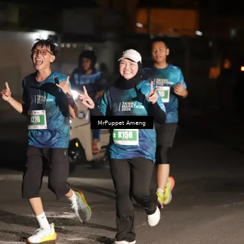 Runner Photo 4423417