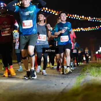 Runner Photo 4423436