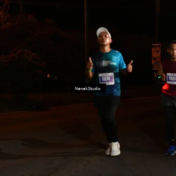Runner Photo 4423439