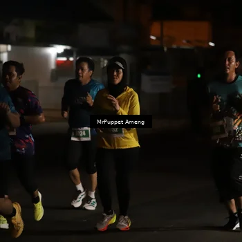 Runner Photo 4423441