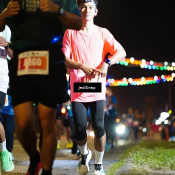 Runner Photo 4423445