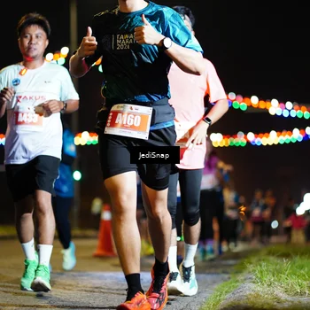 Runner Photo 4423457