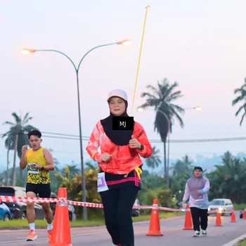Runner Photo 4423458