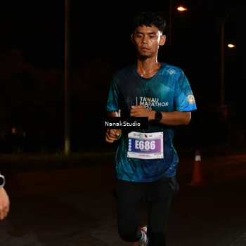 Runner Photo 4423501