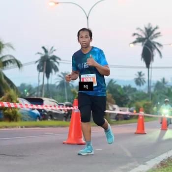 Runner Photo 4423516